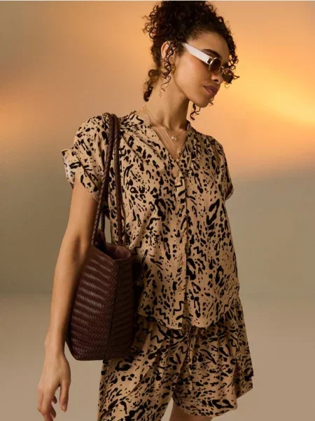 Сорочка з короткими рукавами з принтом леопарда бежевий