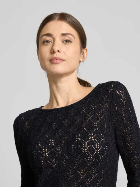 Sweter z dzianiny z okrągłym dekoltem model ‘NIVA’ Selected Femme czarny