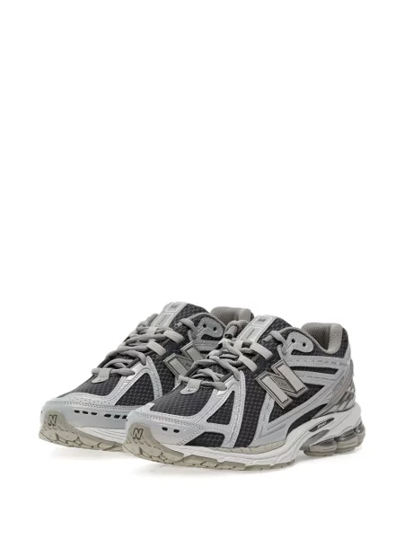 Велурени маратонки New Balance 530 с висока талия с принт сиво