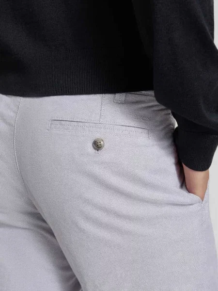 Spodnie materiałowe o kroju slim fit z francuskimi wpuszczanymi Mcneal