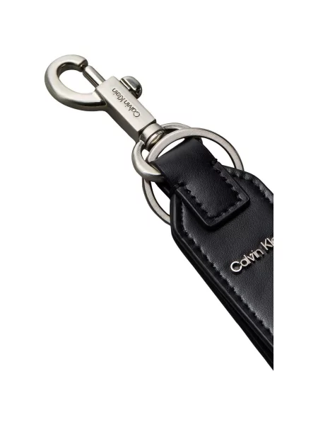 Taška Calvin Klein Jeans s autogramom čierna