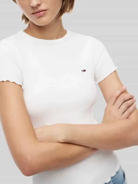 T-shirt o kroju slim fit z mieszanki bawełny Tommy Jeans biała