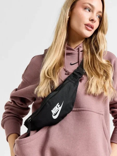 Nike Ledvinka Small Hip bílá