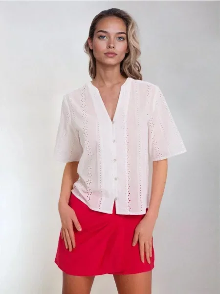 Кружевная рубашка Sinsay белая