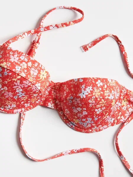 Reserved Верх пляжного купальника червоний