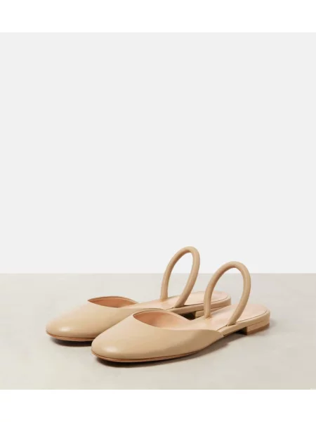 Balerini Gianvito Rossi din piele bej