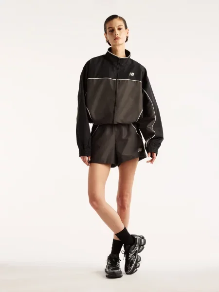 Ветровка New Balance черная