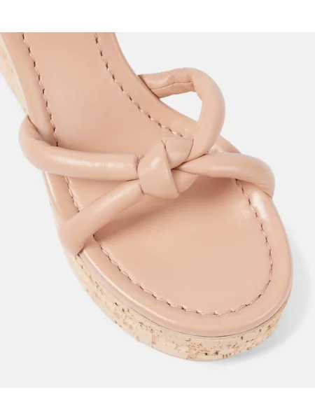 Sandale Gianvito Rossi din piele cu pană roz