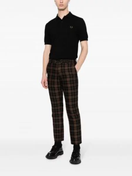 Siuvinėtos polo marškinėliai Fred Perry juoda