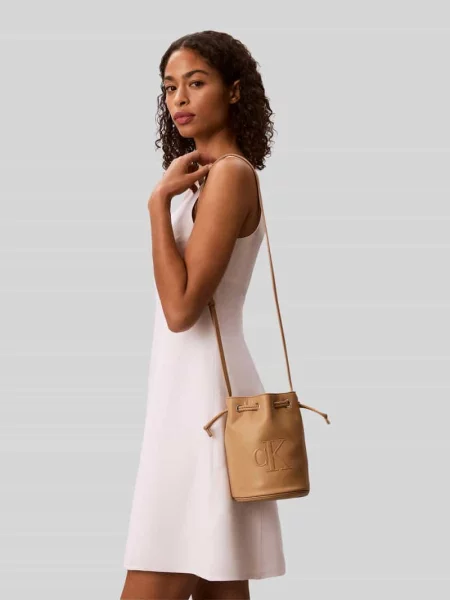 Handbag Calvin Klein Bold Ck Small Bucket Bag Tannin Universal beżowy