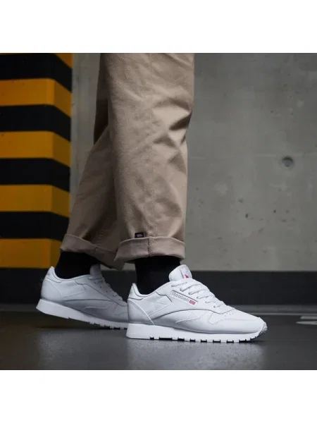 Маратонки Reebok Classic бяло