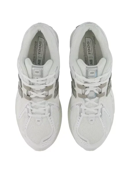 Sneakersy New Balance z siateczką białe