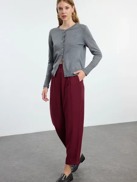 Pantaloni Trendyol roșu