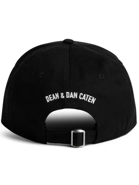 Шапка Dsquared2 черно