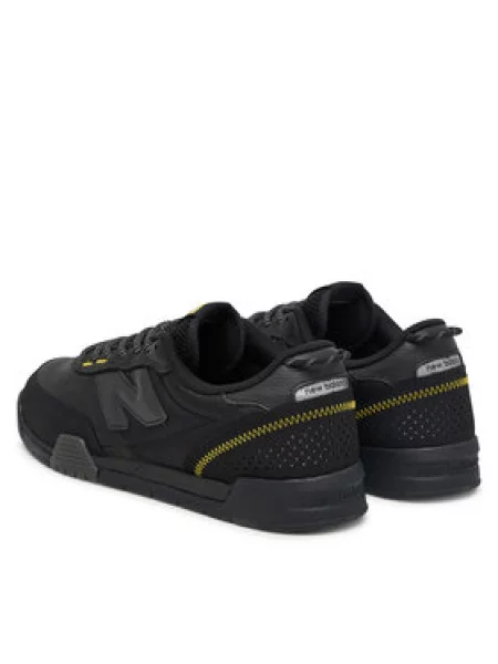 Sneakersy New Balance čierna