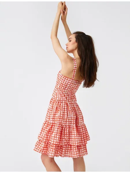 Sukienka midi Koton w kratkę do kolan biała