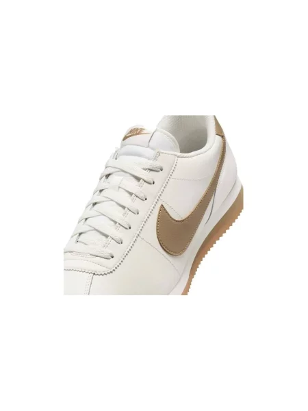 Pantofi Nike maro