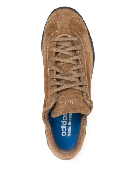 Sneakerși Adidas din piele de căprioară maro