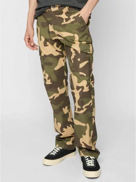 Cargo kalhoty Urban Classics hnědé