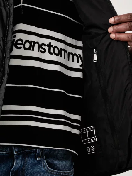 Tommy Jeans пухен елек мъжки черно