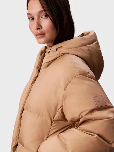 Короткий пуховик Calvin Klein бежевий