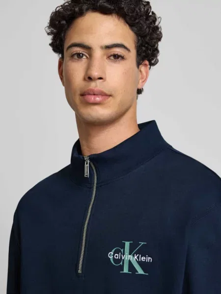 Bluza o kroju regular fit z wyhaftowanym logo model ‘Terry’ Calvin Klein Jeans granatowa