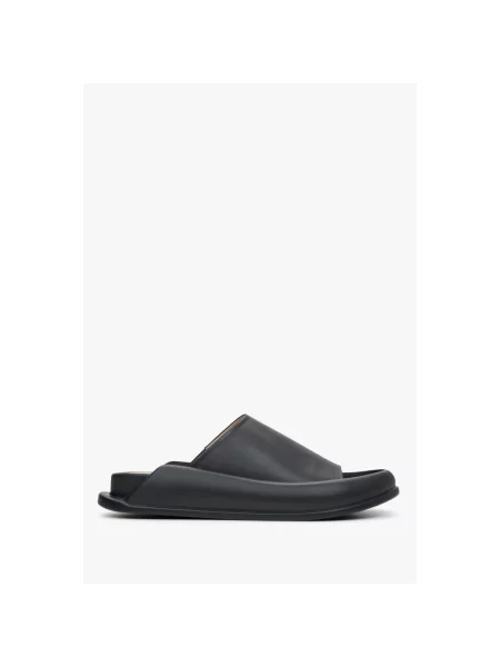 Кожаные шлепанцы Estro черные