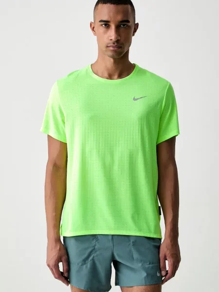 Nike T-shirt do biegania Miler Breathe zielona