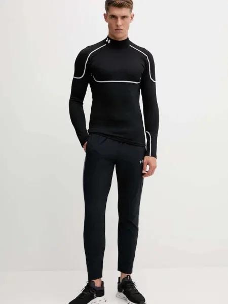 Under Armour Majica z dolgimi rokavi za vadbo Cold Weather Grid črna