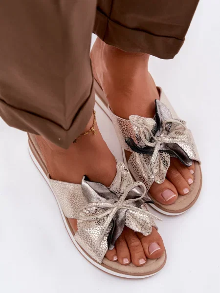 Usnjene copati S. Barski s platformo bela