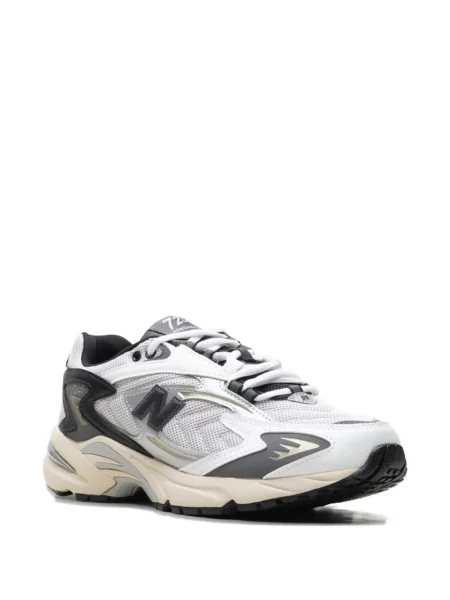 Sportbačiai New Balance balta