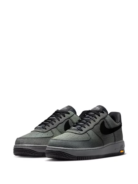 Sneakerși Nike Dunk retro din fleece alergare alb