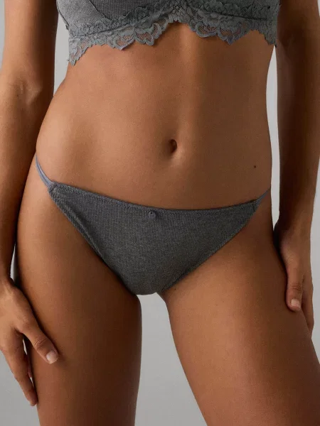 Женские трусики танга сірі