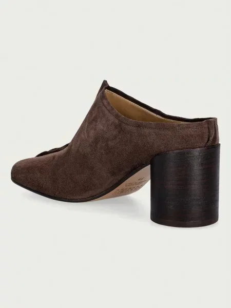 Maison Margiela papucs női velúr barna