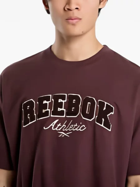 Tricou sport Reebok cu autograf maro