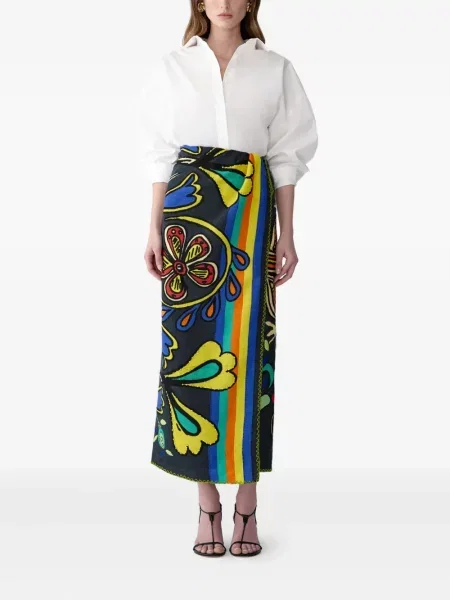 Fular Carolina Herrera cu mărgele negru