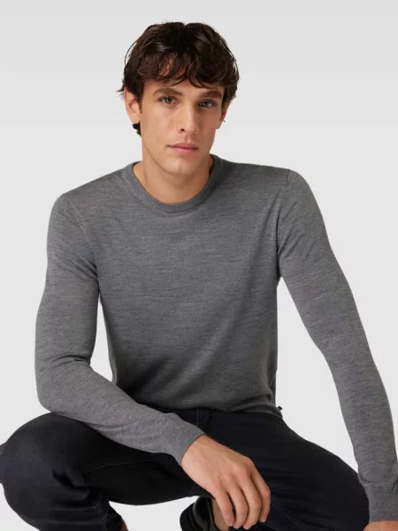 Sweter z dzianiny z żywej wełny model „Margrate Merino” Matinique