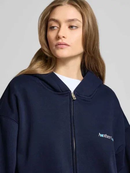 T-shirt z wyhaftowanym logo Another Cotton Lab czarna