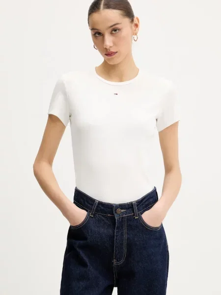Tričko Tommy Jeans černá