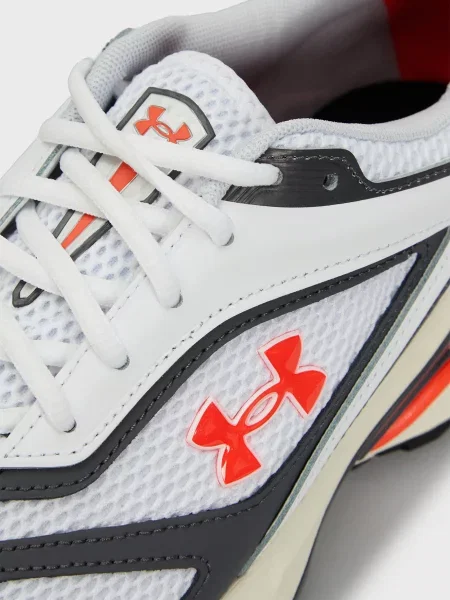 Кроссовки для бега Under Armour белые