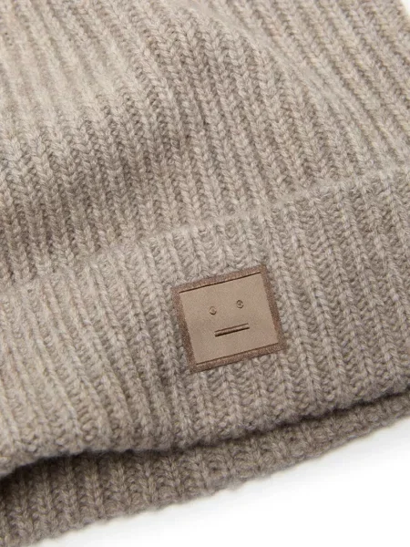 Căciulă Acne Studios
