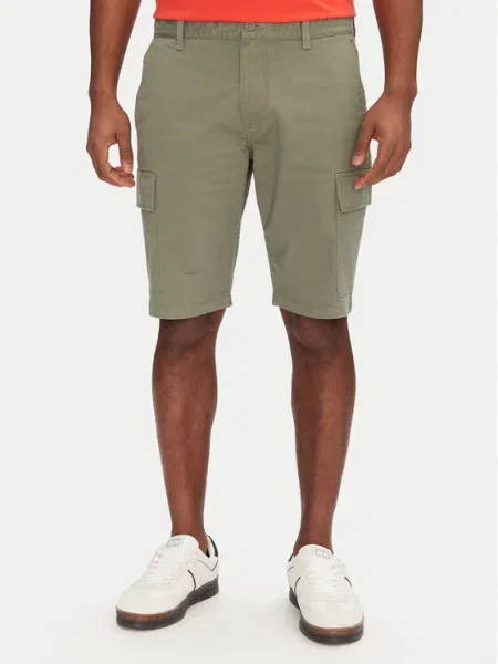 Kratke hlače iz tkanine Tommy Jeans zelena