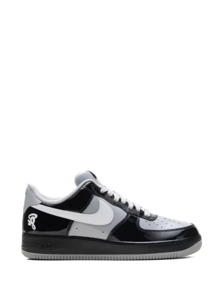 Sneakerși Nike Air Force 1 din piele de căprioară gri