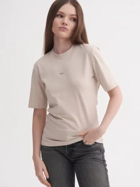 Футболки і поло Estro бежевий