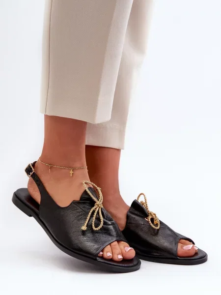 Usnjene sandali Zazoo brez pet črna