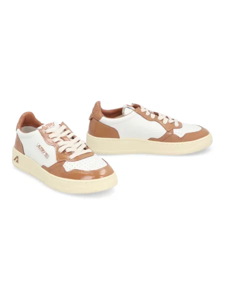 Sneakersy Autry białe