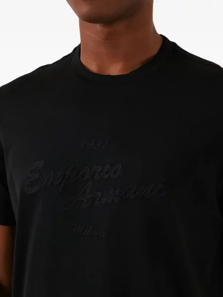 Тениска Emporio Armani бродирана черно
