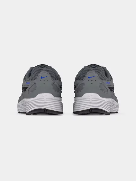 Nike Sportswear Nízke tenisky námornícka modrá / sivá čierna