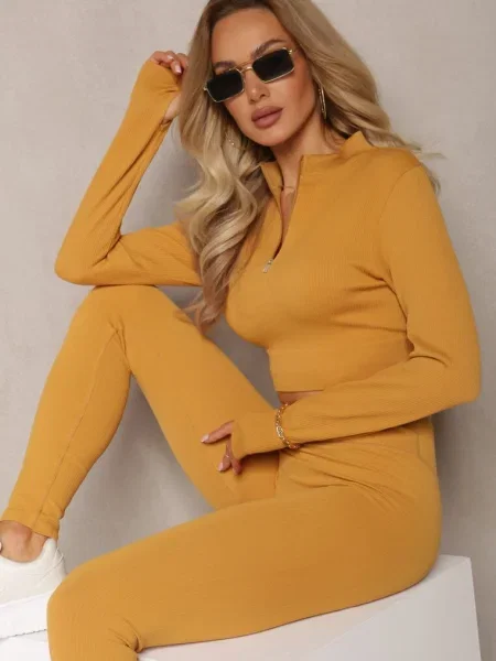 Elastyczna Bluzka na z Wycięciem przy Ściągaczu Denalla żółta