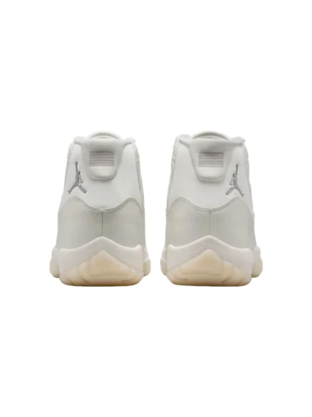 Pantofi Nike cu perle retro alb